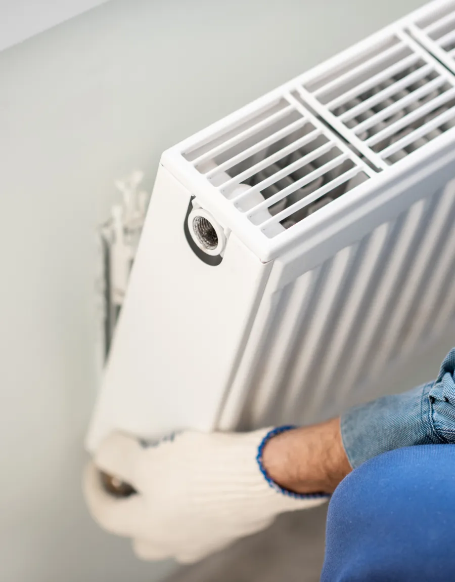 Installation d'un radiateur blanc